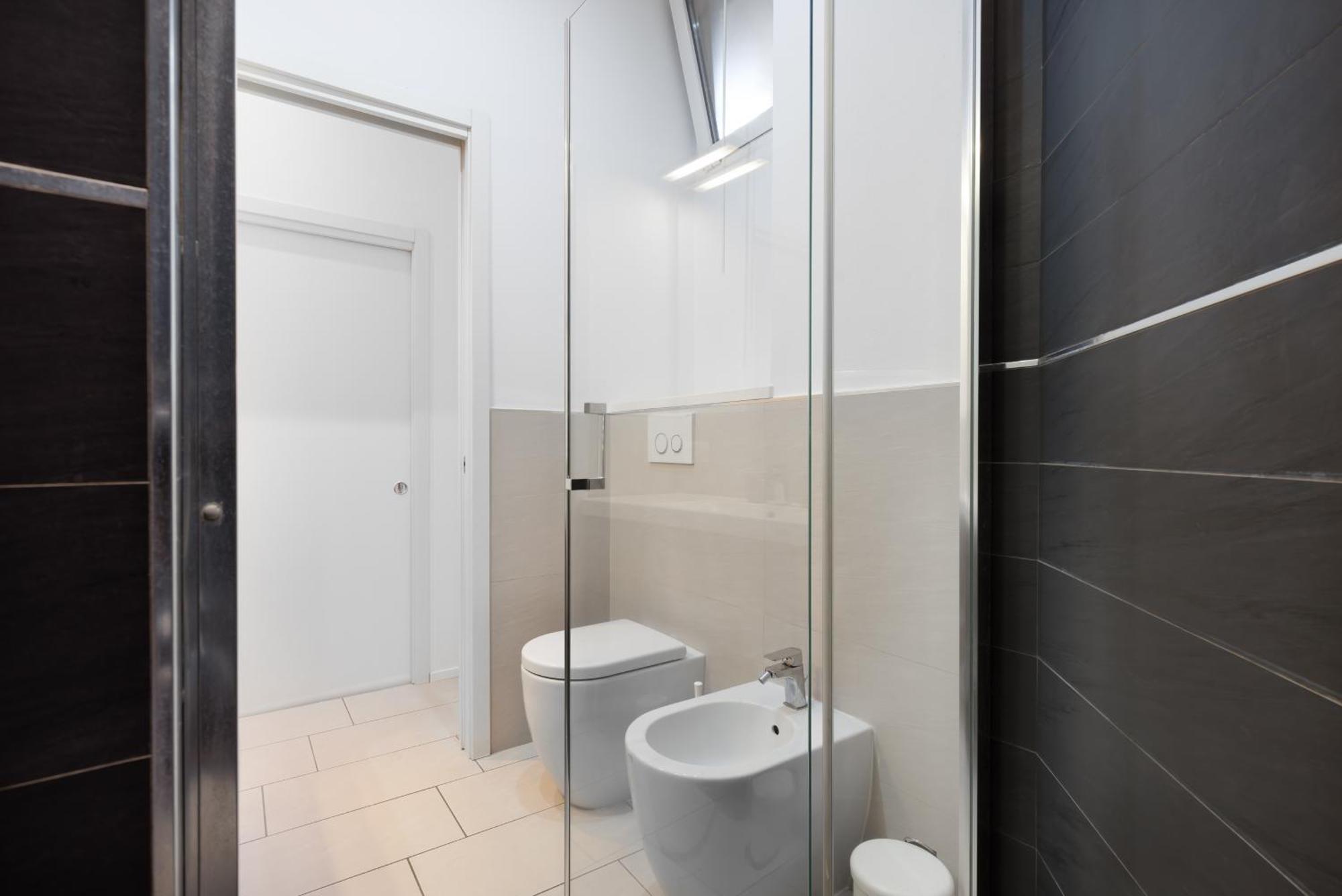 Nam House & Posto Auto Apartment Milan Luaran gambar